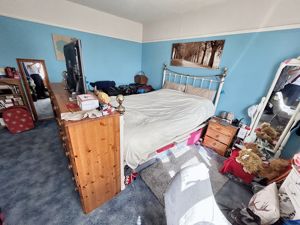 Bedroom- click for photo gallery